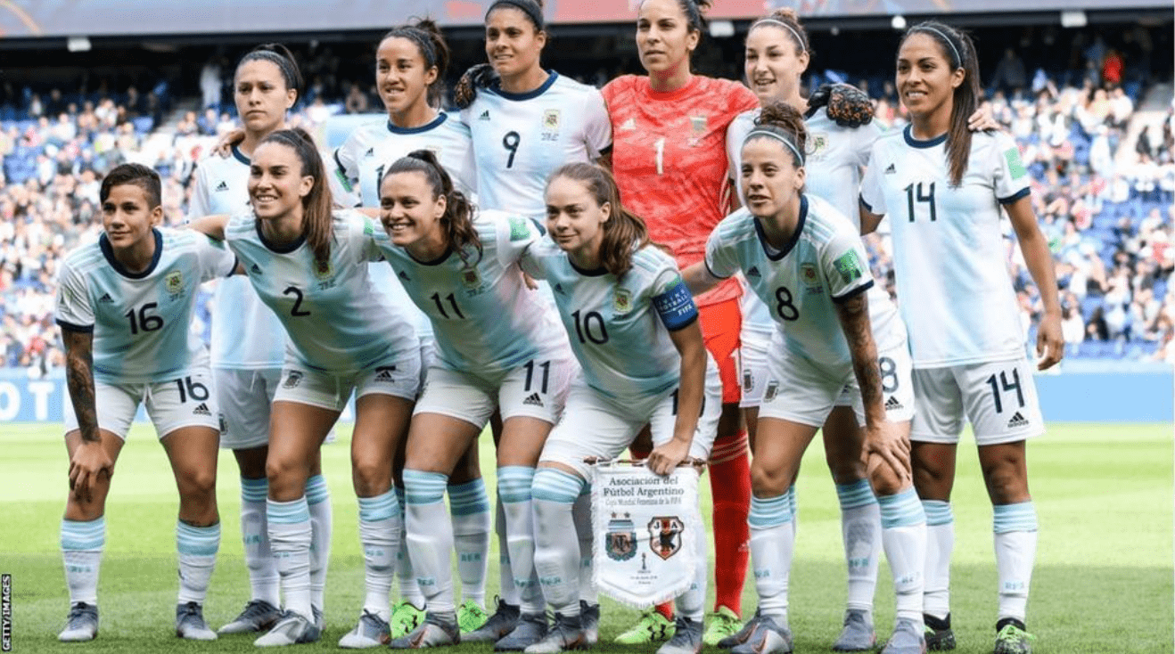 阿根廷女足队长当选年度最佳球员