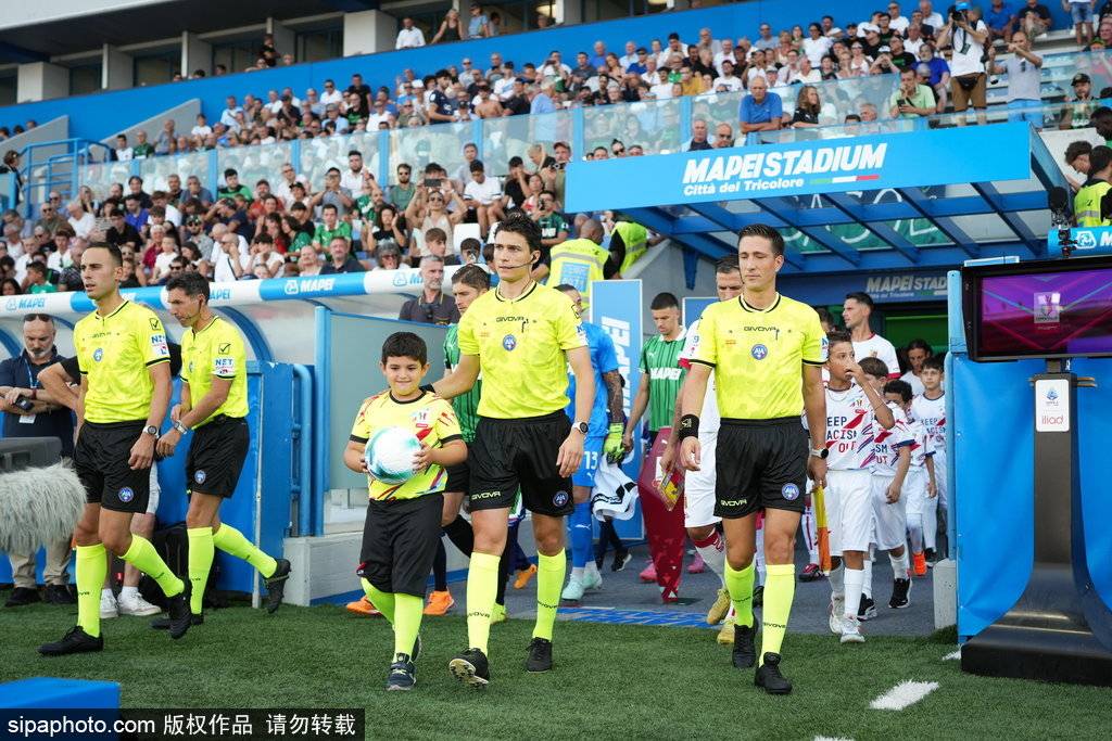 精彩绝伦的国际足球盛宴上演