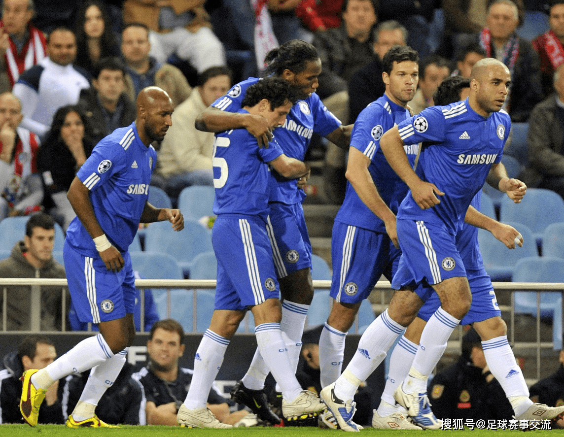 包含曼城主场惜败阿贾克斯,遭遇劲敌压力的词条 包含曼城主场惜败阿贾克斯,遭遇劲敌压力的词条