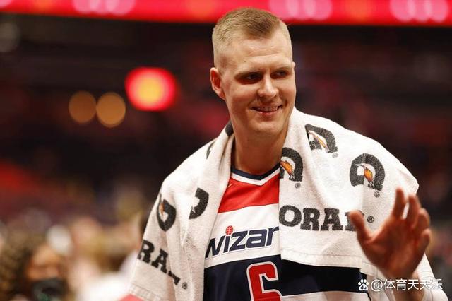 猛龙队前锋因伤缺席下场比赛 猛龙队前锋因伤缺席下场比赛