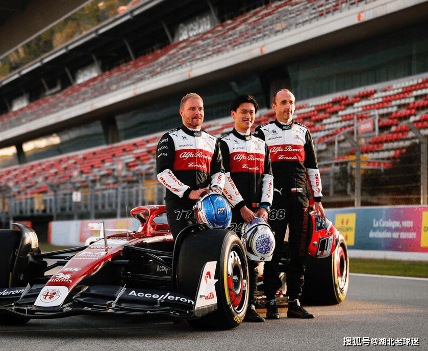 开云体育-威廉姆斯鏖战阿斯顿马丁，汉密尔顿扛起全队