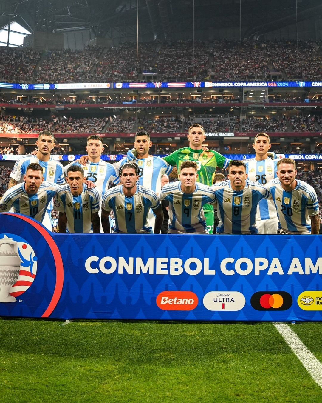 美洲国家杯赛场上球队实力逐步提升