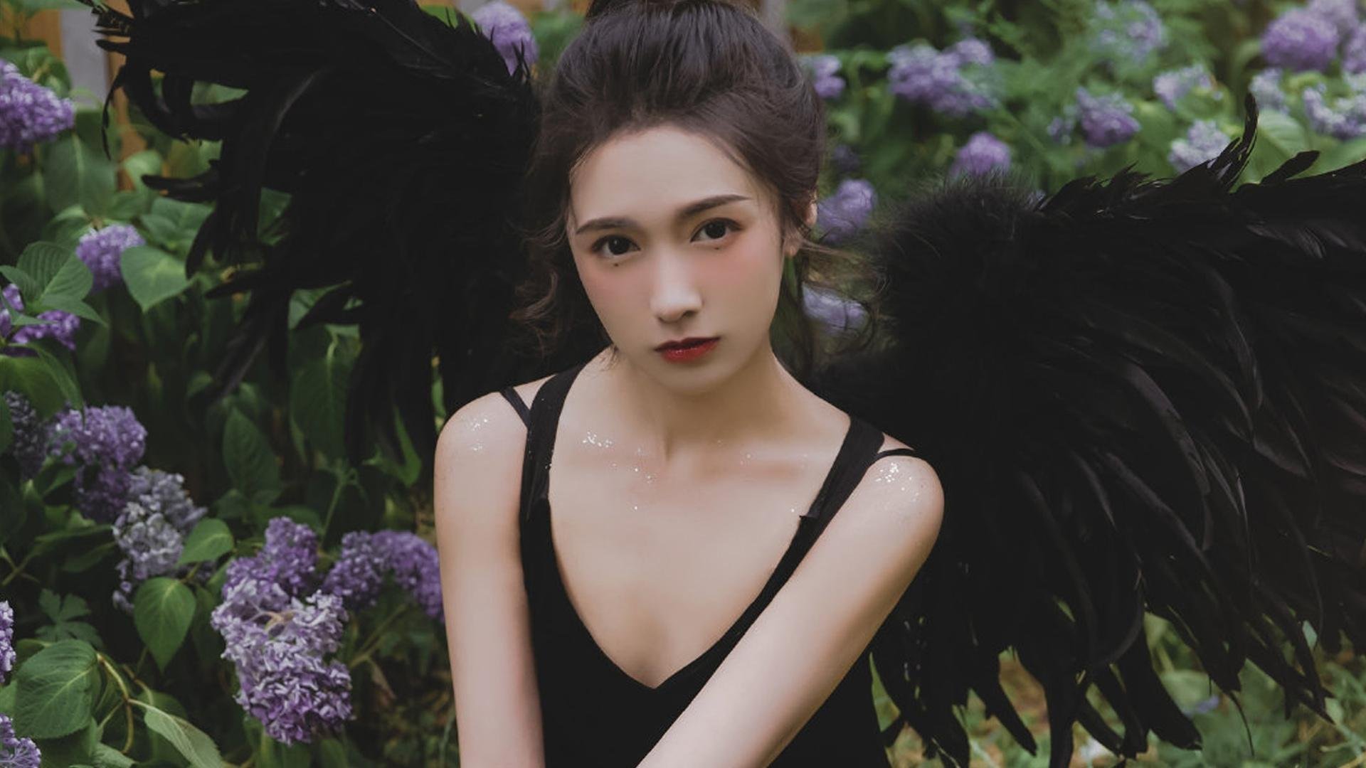 历史性对决,非洲狮吼震撼药厂,托尼一击定乾坤