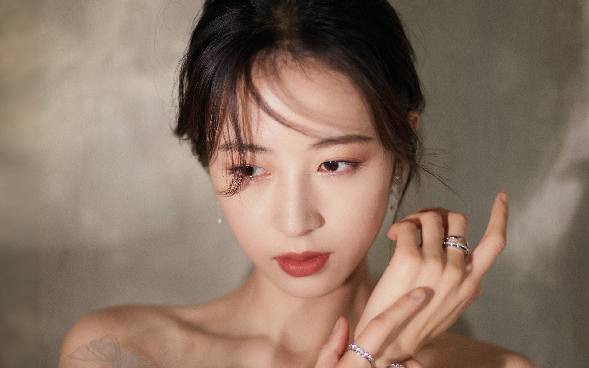 库里独舞破蜂巢,生死战中一人扛起全队的孤胆史诗