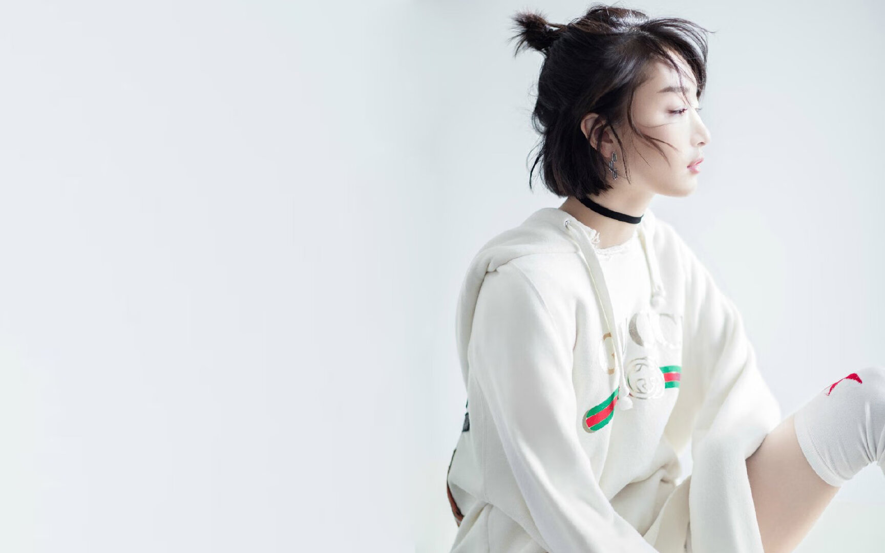 爱德华兹42分创新高，黄蜂双子星对决让奇才主场沦陷